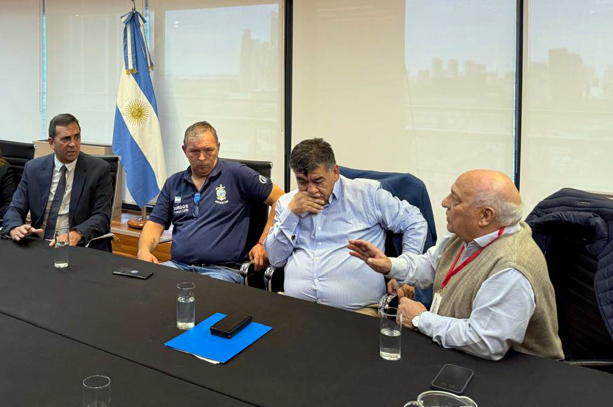 El SOMU alienta “pagos en negro” a los marineros de la flota tangonera